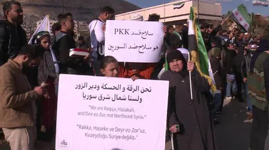 Suriye’de terör örgütü protestosu: "PKK Suriyelilere doğrultulan bir silahtır"