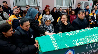 ‘Yok’ cevabını kabul etmeyen 4 kişi genç Paramediği hayattan kopardı