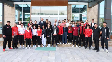 ALKÜ’lü Derece Yapan Sporcular Rektör Türkdoğan ile Buluştu