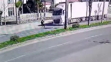 Tırın Çarptığı Genç Kız 12 Günlük Yaşam Savaşını Kaybetti