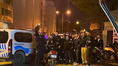 Polisten gençlere önce uyarı ve bilgilendirme, sonra selfie