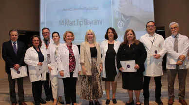 Akdeniz Üniversitesi’nde 14 Mart Tıp Bayramı Kutlandı