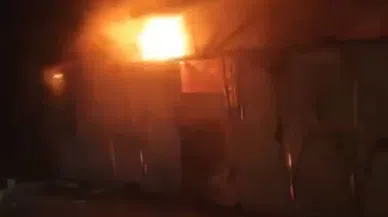 Kahramanmaraş'ta İşçilerin Kaldığı Konteynerda Yangın