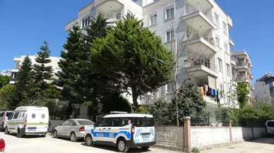 Oğlu tarafından bıçaklanarak öldürüldü