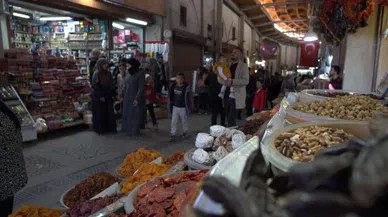 Tarihi Kapalı Çarşı'da Bayram Hareketliliği