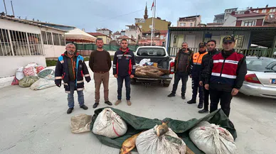 Kaçarken Araçlarında Mahsur Kalıp Yakalandılar