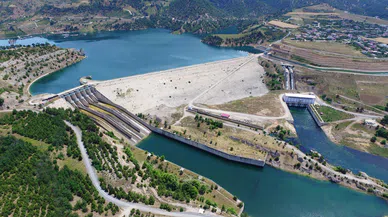 Onikişubat Belediyesi Barajın Kapaklarını Açtı