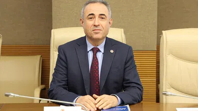 DEVA Partili Karatutlu: 'Sağlık Emekçilerinin Yanında Olmaya Devam Edeceğiz!'