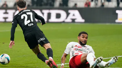 Beşiktaş, evinde yıkıldı! Kartal, 3.'lük yarışında yara aldı