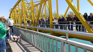 Yolcu Minibüsü, Otomobile Çarptı 2'si Alman Uyruklu Turist 3 Yolcu Yaralandı
