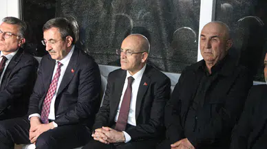 Cumhurbaşkanı Yardımcısı Yılmaz'dan Mevlüt Çavuşoğlu'na Taziye Ziyareti