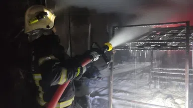 İşçilerin kaldığı konteynerlerde yangın