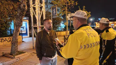 "Devlet memuruyum" diyerek polislere zorluk çıkarttı