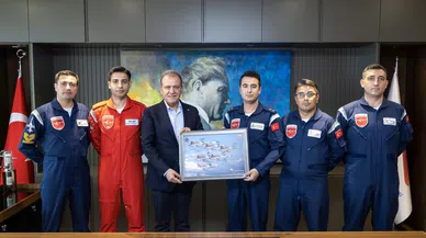 Türk Yıldızları Ekibi Vali Toros ve Başkan Seçer'i Ziyaret Etti