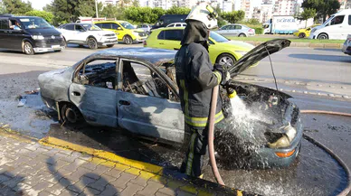 Evine Gitmek Üzere Yola Çıkan Sürücünün Otomobili Alev Alev Yandı