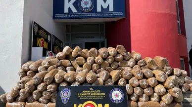 Araçta 1 ton kaçak kıyılmış tütün ele geçirildi