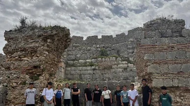 Çocuklar Kent Konseyi İle Tarihi Yerleri Öğreniyor