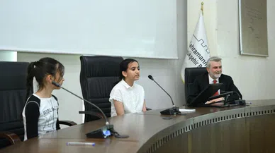 Başkan Görgel, Koltuğu Minik Başkan Mina Nur’a Devretti