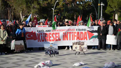 İsrail'in Gazze Saldırıları Protesto Edildi
