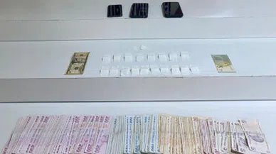 "Papatya yaprağı" şifresiyle uyuşturucu satan çiğ köfteciye baskın