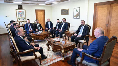 Öz Sağlık-İş Sendika Başkanı Devlet Sert, KSÜ Rektörü Prof. Dr. Alptekin Yasım’ı Ziyaret Etti