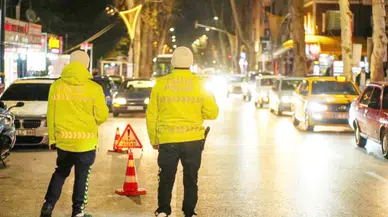 Trafik denetimlerinde binlerce araç kontrol edildi
