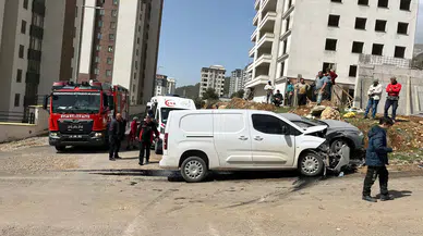 Onikişubat’ta Feci Kaza: 3 Yaralı Kurtarıldı