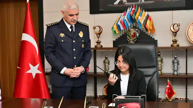 Çocuklar Emniyet Müdürlüğü Makamını Devraldı