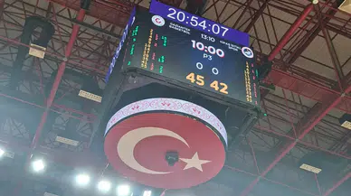 İstiklal Basketbol İlk Yarıyı Geride Kapat