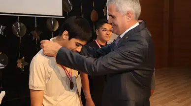 Kahramanmaraş Bilim Olimpiyatları’nda Ödüller Sahiplerini Buldu