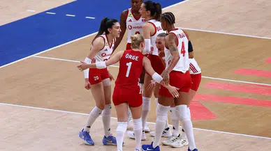 Filenin Sultanları Çin'i Devirip 4'te 4 Yaptı!