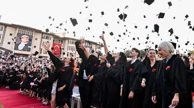 Koç Üniversitesi 1731 Mezununu Uğurladı Bugün