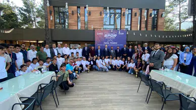İmam Hatip Spor Oyunlarında Şampiyonlara Ödülleri Verildi