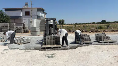 Kızkapanlı Taziye Evine 4 Bin Metrekare Parke İşlemi Başladı