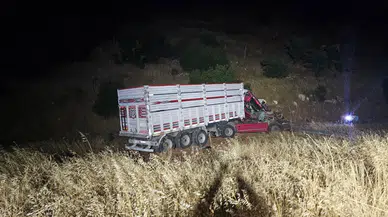 Pazarcık’ta Trafik Kazası: Araçta Sıkışan Yaralılar AFAD Ekiplerince Kurtarıldı
