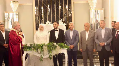 Kahramanmaraş Protokolü, Bakan Ailesinin Mutluluğunu Paylaştı