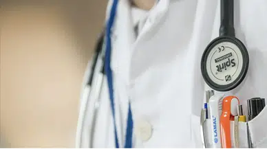 Geçmeyen Omuz Ağrısının Nedeni Kanser Çıktı!