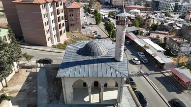 Depremde Hasar Alan 5 Cami İbadete Açılıyor