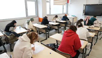 Pusula Maraş’ın KPSS Deneme Sınavları Gençlerden Yoğun İlgi Görüyor