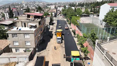 Kahramanmaraş'ta Gazipaşa Mahallesi'nde asfalt çalışmalarına başlandı