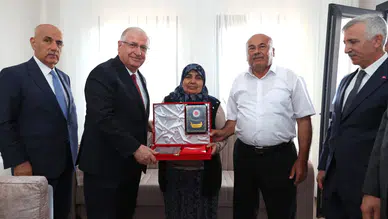 Bakan Yaşar Güler’den Şehit Ailesine Anlamlı Ziyaret