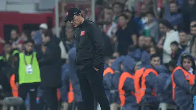 İtalya Yenilgisi Sonrası Tribünlerden Montella ve TFF’ye İstifa Çağrısı!