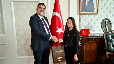 Başkan Karaca koltuğunu devretti