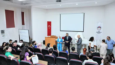 Başkan Toptaş, Onikişubatlı Gençlere Moral Verdi