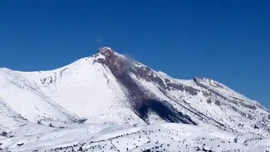Kahramanmaraş’ta Şaşırtan Doğa Olayı: Göksun’da Dağ Yanıyor