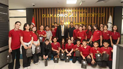Öğrencilerden Dulkadiroğlu Belediye Başkanına Anlamlı Ziyaret