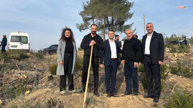 Yanan ormana şehit ve gazilerin isimleriyle fidan dikildi