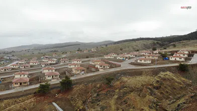 Depremin yaraları yeni konutlarla sarılıyor