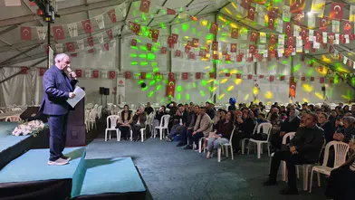 Nurullah Genç Ramazan etkinliğinde şiirleriyle büyüledi