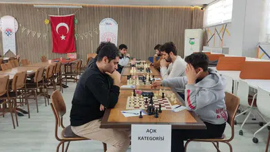 Yeşilay Satranç Turnuvası Batıpark’ta Tamamlandı